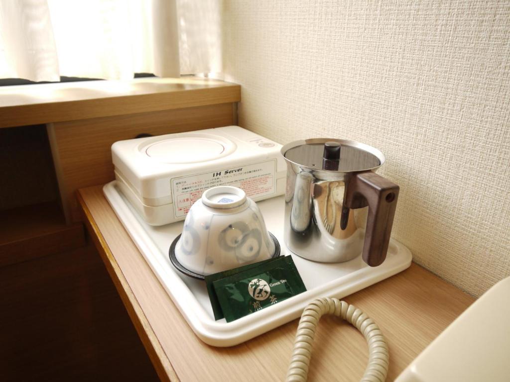 Hotel Route-Inn Gifuhashima Ekimae Номер фото